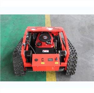 Mower tal-lawn li jiċċaqlaq